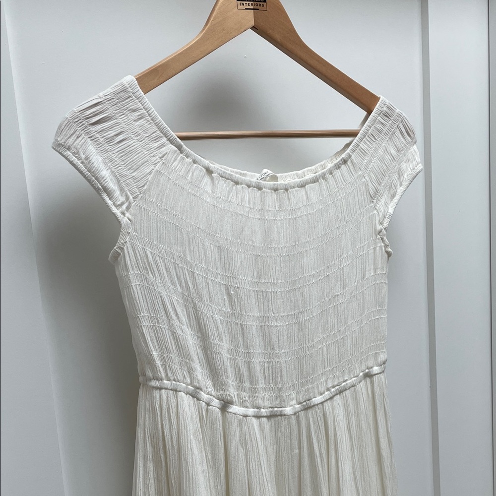 OAK + FORT Cream Cap Sleeve Summer Dress